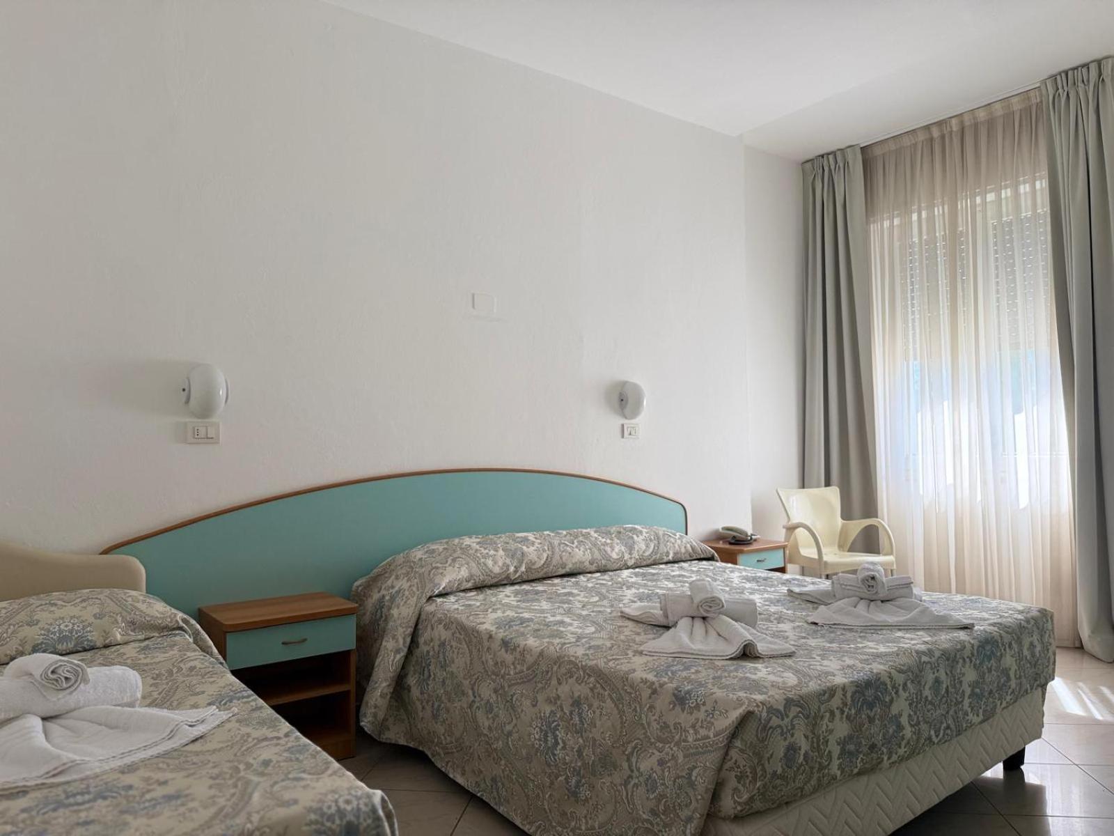 Hotel Spiaggia Villa Paola Bellaria-Igea Marina Ngoại thất bức ảnh